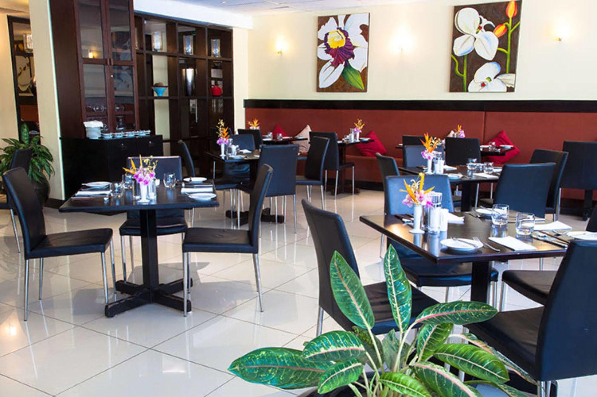 Gateway Hotel Port Moresby Ngoại thất bức ảnh